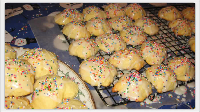 Anisette Cookie Blowup
